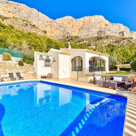 Casa Arboles Villa *